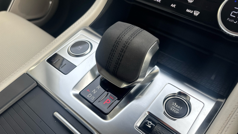 Jaguar F-Pace 2.0 D200 R-Dynamic S 5dr Auto AWD Diesel Estate